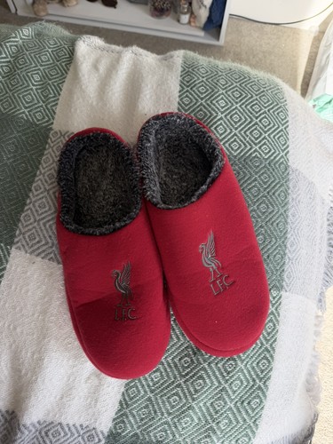 Liverpool men slip - liverpool,
